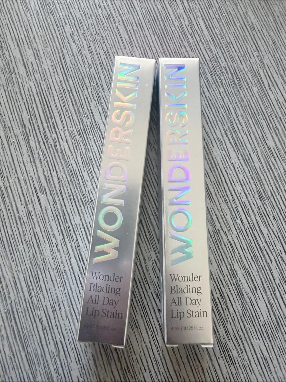 2 brand new wonderskin all day lip stain Crush and neon rose. Never open